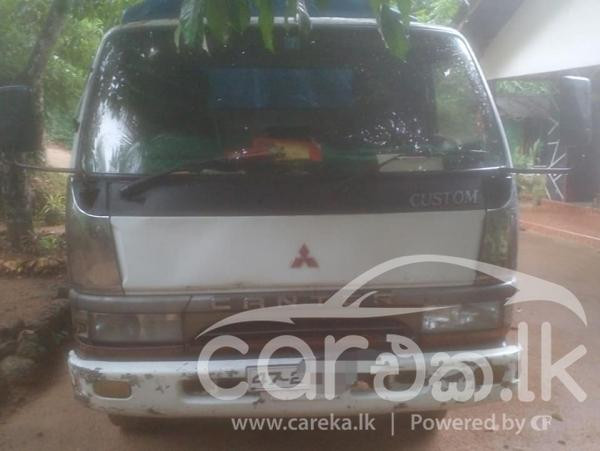 MITSUBISHI CANTER 1987