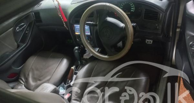 HYUNDAI ELANTRA 2000