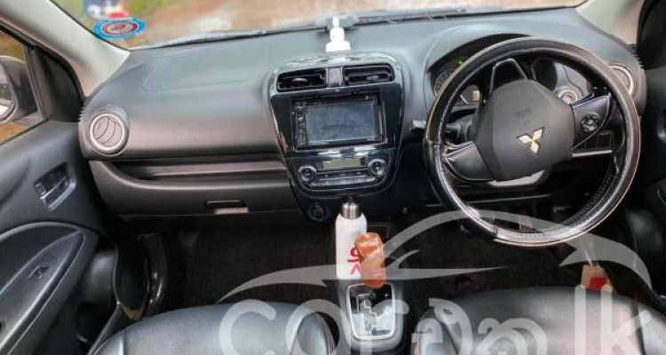 MITSUBISHI ATTRAGE 2016
