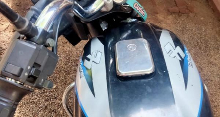 BAJAJ CT100 2019