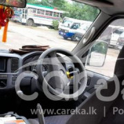 NISSAN CARAVAN E25 2002