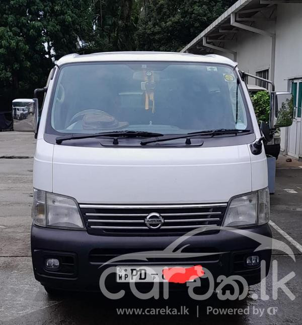 NISSAN CARAVAN E25 2002