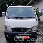 NISSAN CARAVAN E25 2002