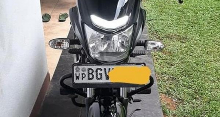 BAJAJ PLATINA 2018