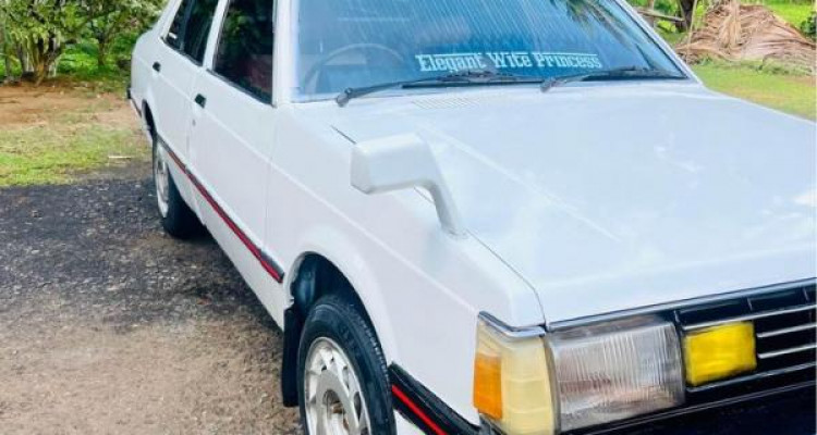 MITSUBISHI LANCER BOX 1983