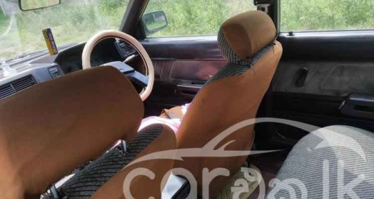 TOYOTA CORONA AT150 1986