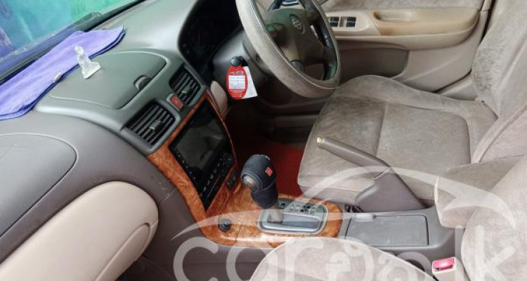 NISSAN SYLPHY 2000