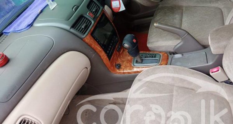 NISSAN SYLPHY 2000
