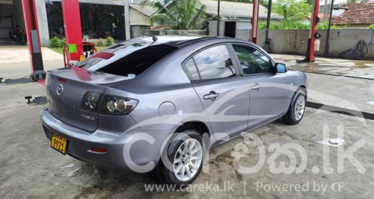 MAZDA AXELA 2003