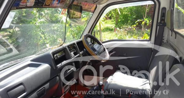 SUBARU SAMBAR 2002