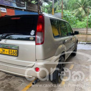 NISSAN X TRAIL 2004