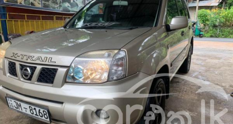 NISSAN X TRAIL 2004