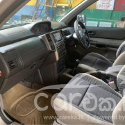 NISSAN X TRAIL 2004
