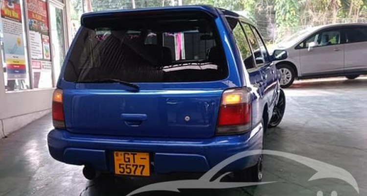 SUBARU FORESTER 1999