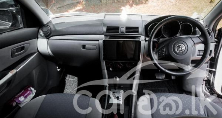 MAZDA AXELA 2003