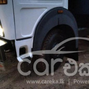 TATA TIPPER 2011