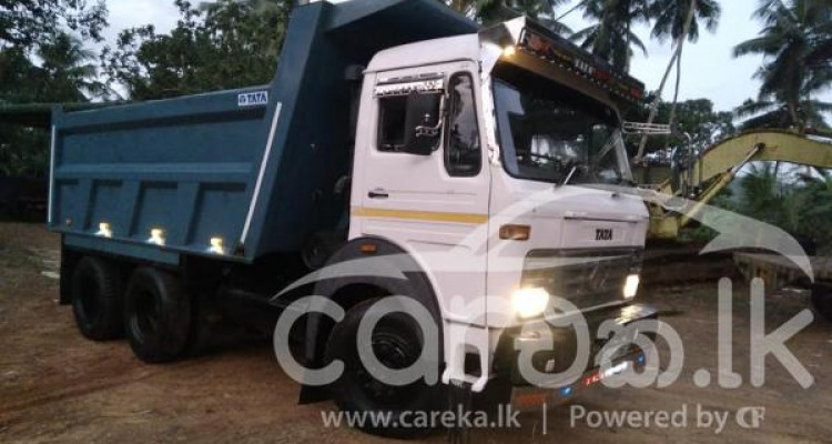 TATA TIPPER 2011