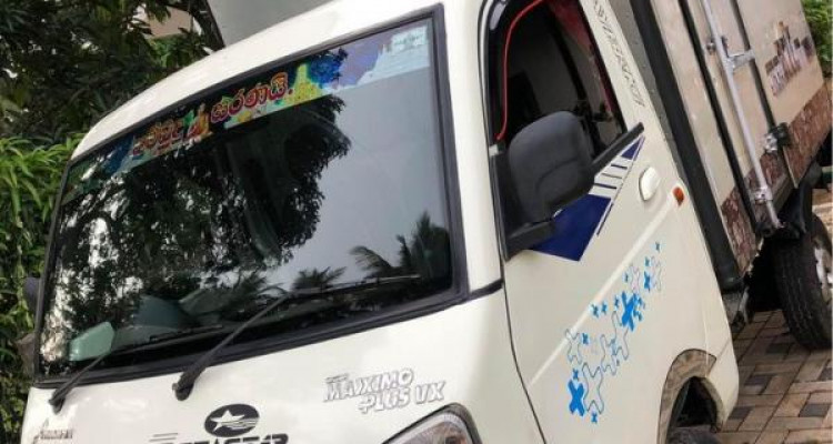 MAHINDRA MAXXIMO PLUS 2015