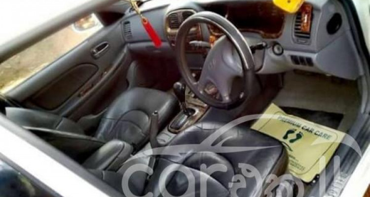 HYUNDAI SONATA 2000