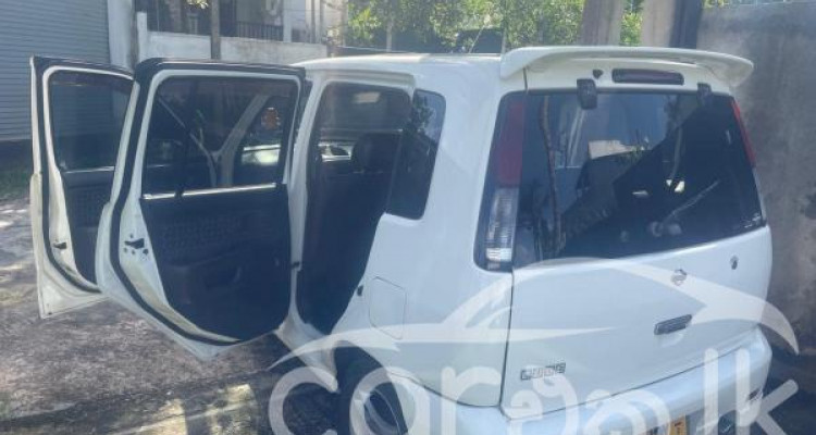 NISSAN CUBE 1999