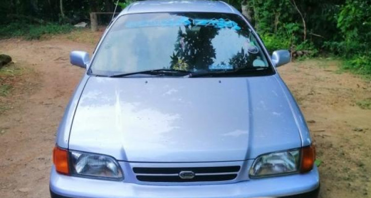TOYOTA CORSA 1995