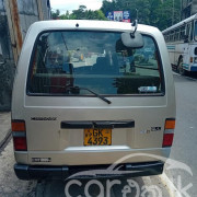 NISSAN CARAVAN 1998