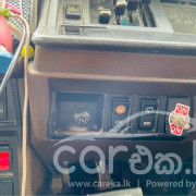 TOYOTA HIACE 1989
