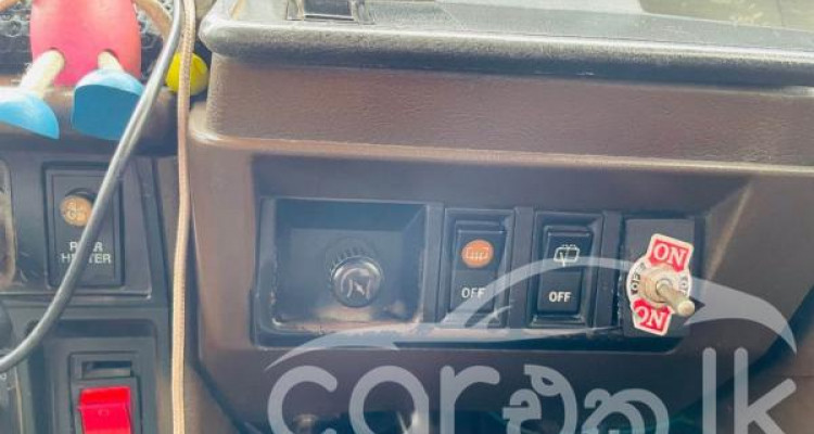 TOYOTA HIACE 1989