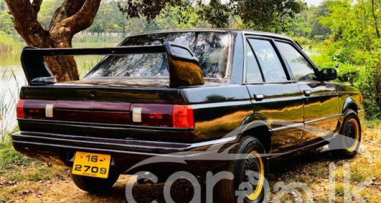 NISSAN SUNNY B12 1989
