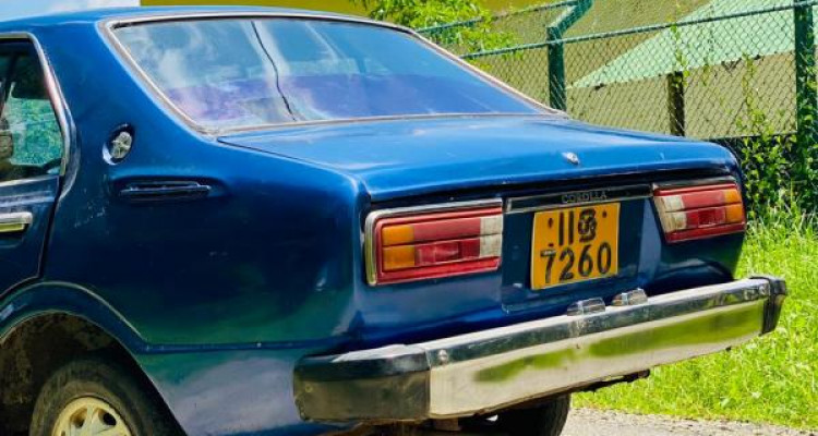 TOYOTA COROLLA 1976
