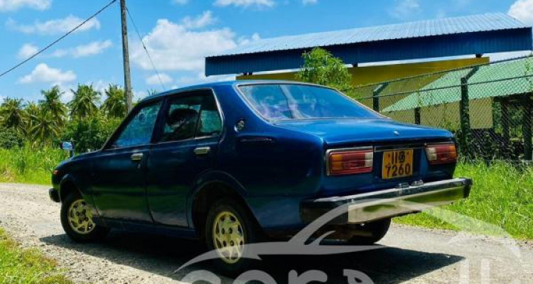 TOYOTA COROLLA 1976