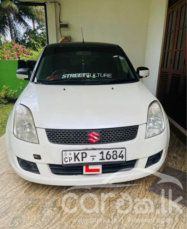 SUZUKI SWIFT 2011