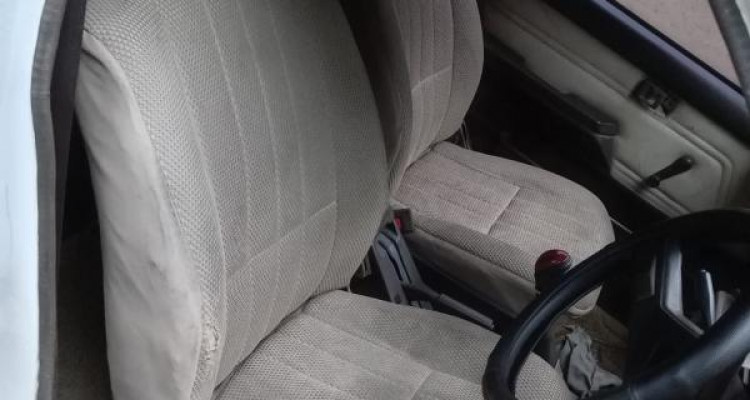 TOYOTA COROLLA AE81 1986