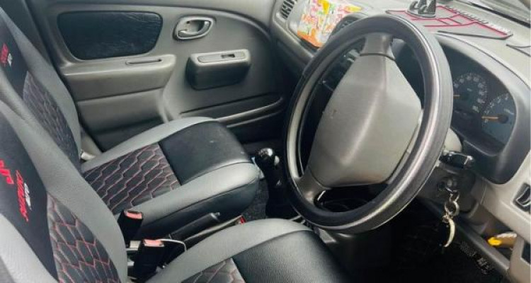 SUZUKI ALTO 2002