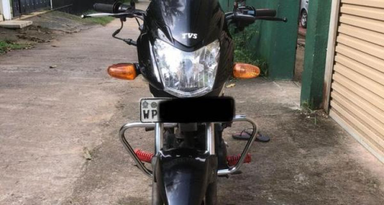 TVS METRO 2015