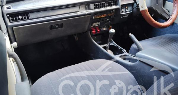 MITSUBISHI GALANT 1983