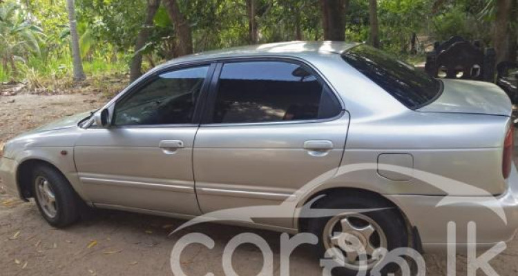 SUZUKI CULTUS 2000