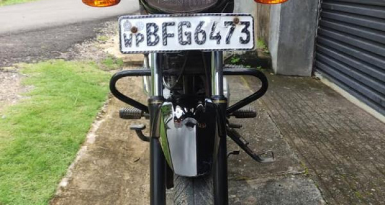 BAJAJ PLATINA 2017
