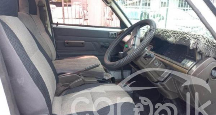 NISSAN VANETTE 1994