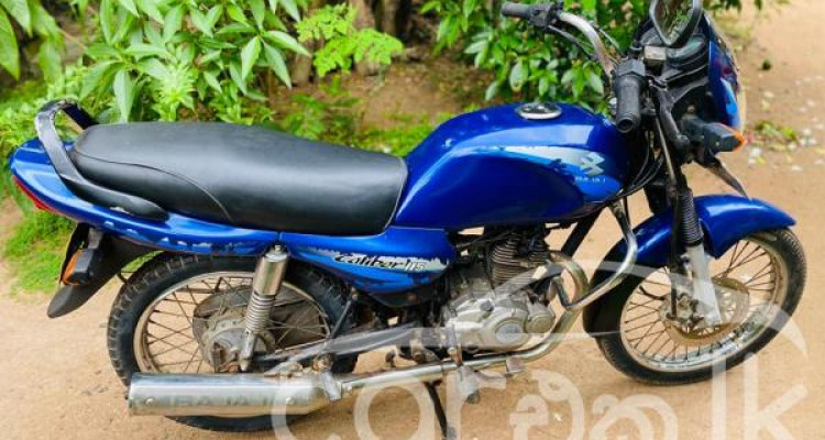 BAJAJ CALIBER 2004