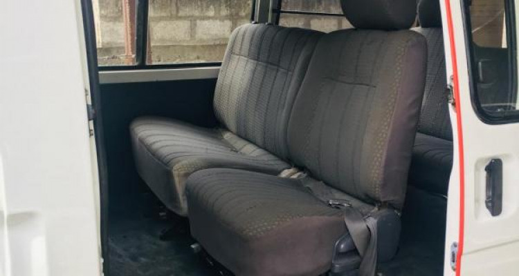 NISSAN VANETTE 1998