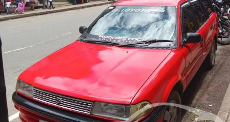 TOYOTA COROLLA 1988