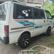 NISSAN VANETTE 1989