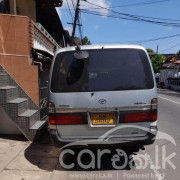 TOYOTA HIACE LH112 1995