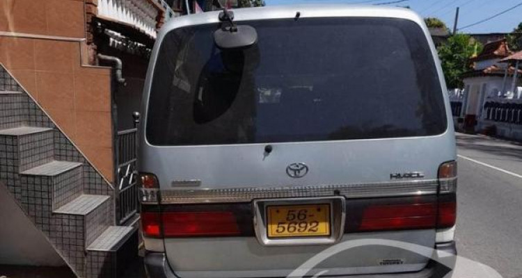 TOYOTA HIACE LH112 1995