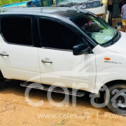 MAHINDRA GENIO 2015