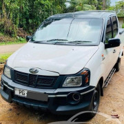 MAHINDRA GENIO 2015