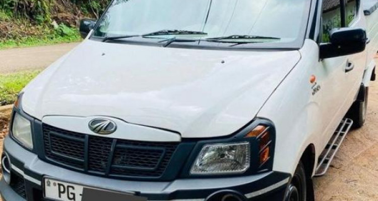 MAHINDRA GENIO 2015