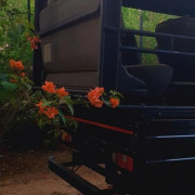 MAHINDRA BOLERO 2006