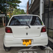 TOYOTA VITZ 2002